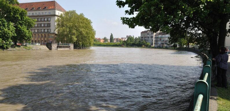 Od przemysłowych zapleczy do miejskich przestrzeni. Jak miasta porządkują nabrzeża po epoce przemysłowej?